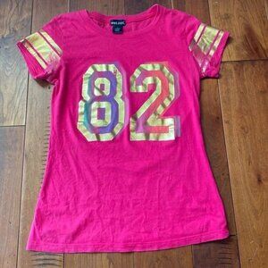 Wet Seal Retro Hot Pink Graphic Tee Shirt.  Size M